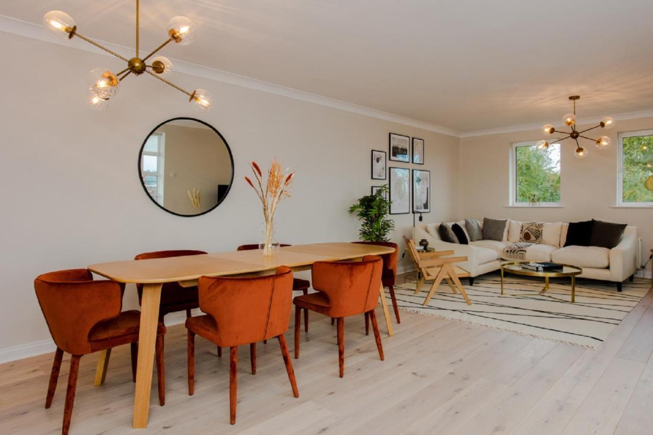 The Sparkford Gardens - Lovely 2Bdr With Balcony Лондон Экстерьер фото